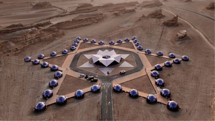 火星移民预演场——模拟外星环境的极端生存训练德兴市户外野奢帐篷实验项目
